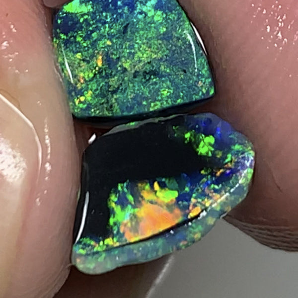 Australian Rough Opal Lightning Ridge Mulga ® Black 2.7ct Little pair RUBs Black base Gorgeous Bright Multi fires 8x6x5mm & 7x6x4mm ET6297