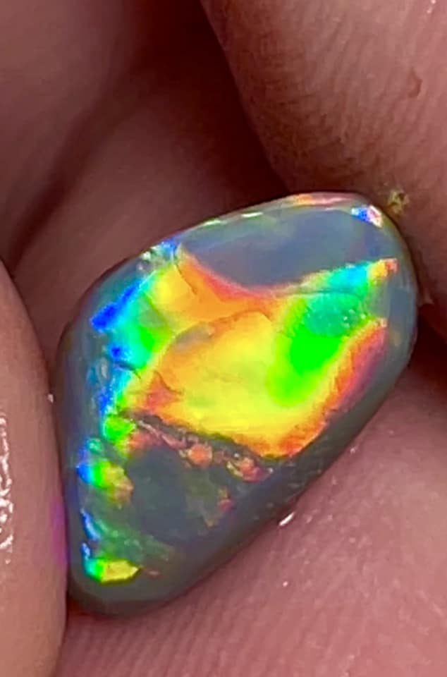 Lightning Ridge Small Opal Rough/Rub/Preform Dark Base Knobby Gem Grade From the Miners Bench® 1.5cts Stunning Bright Multi fires 13x7x2mm MFB48