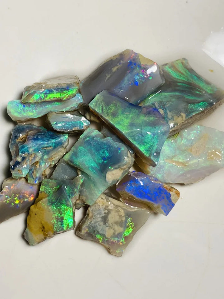 Grawin Rough Seam Opal Parcel 61cts Semi Black & Crystal High Grade Very Bright Lovely colourful material for cutters 26x15x2mm to 8x6x4mm WSX23