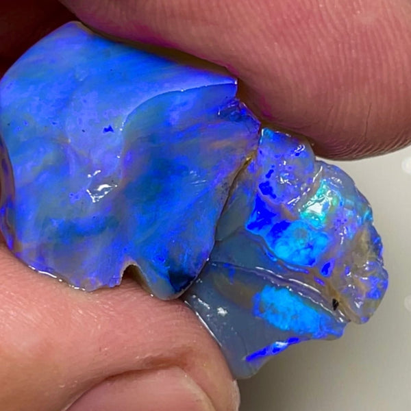 Dark Base Crystal Stunners Lightning Ridge Rough Opal 23.00cts Cutters Pair with Stunning Gorgeous Bright Blue dominant fires through out 18x15x12mm & 17x14x4mm NSW039