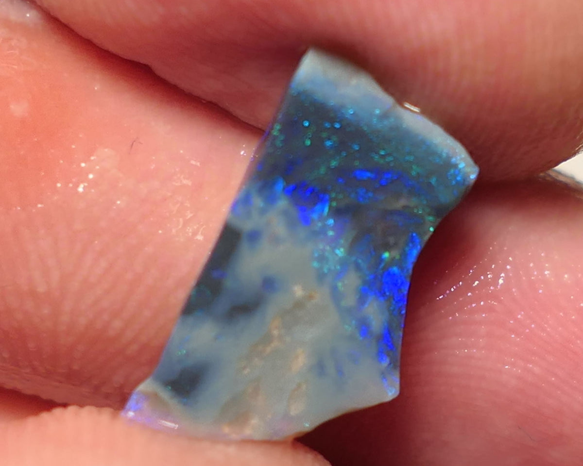 Lightning Ridge Rough / Rub Blue on Dark Seams opal Miners Bench® 5.25cts Nice Blues 17x10x2mm & 22x7x2mm  14APR