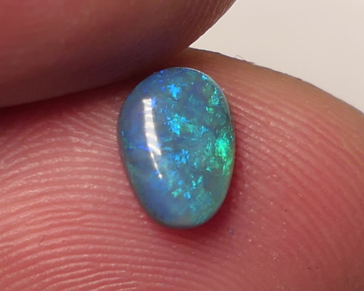 Lightning Ridge Dark Opal Gemstone 0.55cts Gem Grade  N5 Body Tone B3 Brightness Stunning Green/Blue fires 7x5x2mm WAC61