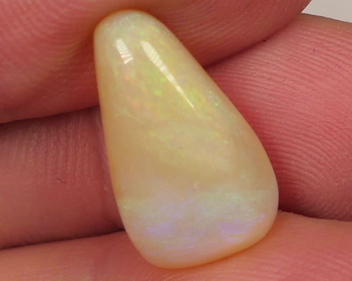 Lightning Ridge N8 Light Crystal opal Gemstone 9.35cts Polished ready for setting Nice Yellow/Blue Fires 18x12x7mmm SKU#0409