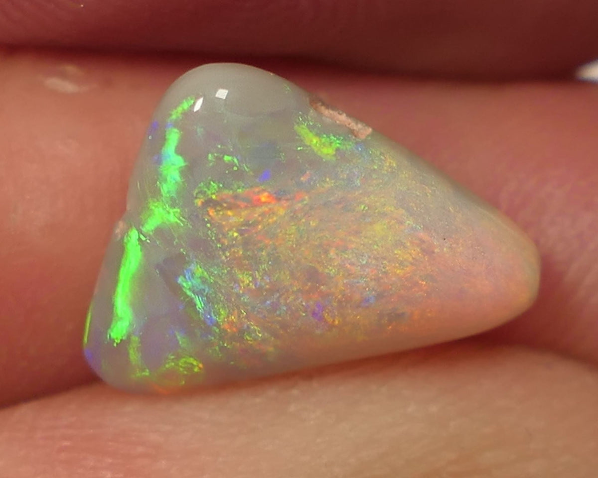 Crystal Opal Gemstone 2.85cts Gem Grade Mulga® N7 Body Tone B2 Brightness Amazing Display of Gorgeous Multifires 13x11x3.5mm WAC72