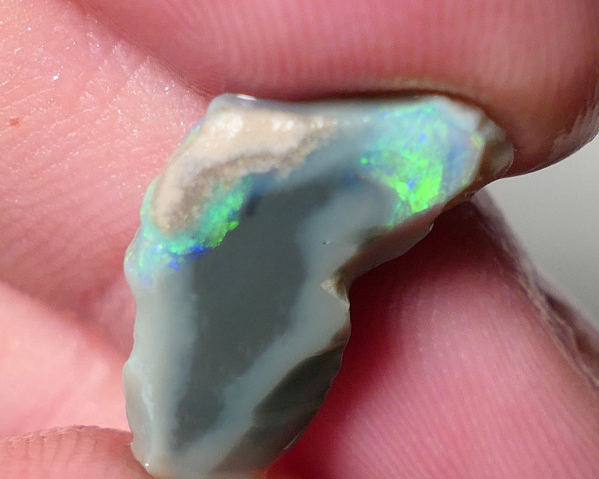 Lightning Ridge Opal Dark Base Seam Rough Rub 5cts Bright Multifires 20x10x5mm 0560