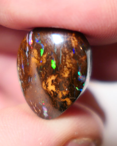 Winton Boulder Matrix Opal Gem stone 17.5cts Jewellery Grade  N5 Body Tone B3 Brightness Stunning Display of Bright Blue Yellow & greens Fires 18x13x9mm FB03