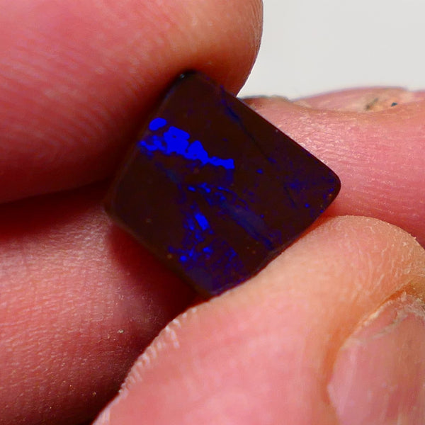 Australian Queensland Boulder opal Polished Gemstone 3.10cts Gem Bright gorgeous blue fires From Winton 11x10x3mm BO009