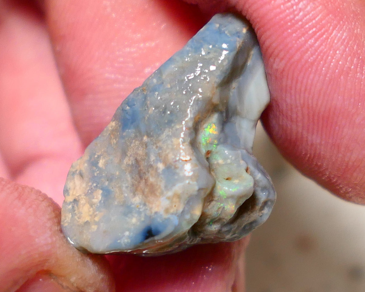 Lightning Ridge Rough Opal 23cts Gamble Big Dark Base seam showing Yellow/orange flash 27x15x11mm 1152