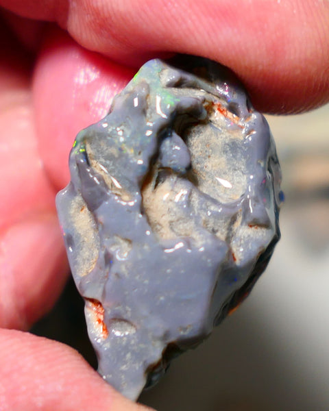 Lightning Ridge Rough Opal 28cts Big Dark Seam showing some nice blues 33x20x9mm 1406