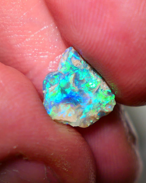 Lightning Ridge Opal Crystal base rub/rough 2cts showing Electric Vibrant & vivid super bright Green/Blue fires 12x10x3mm A1507