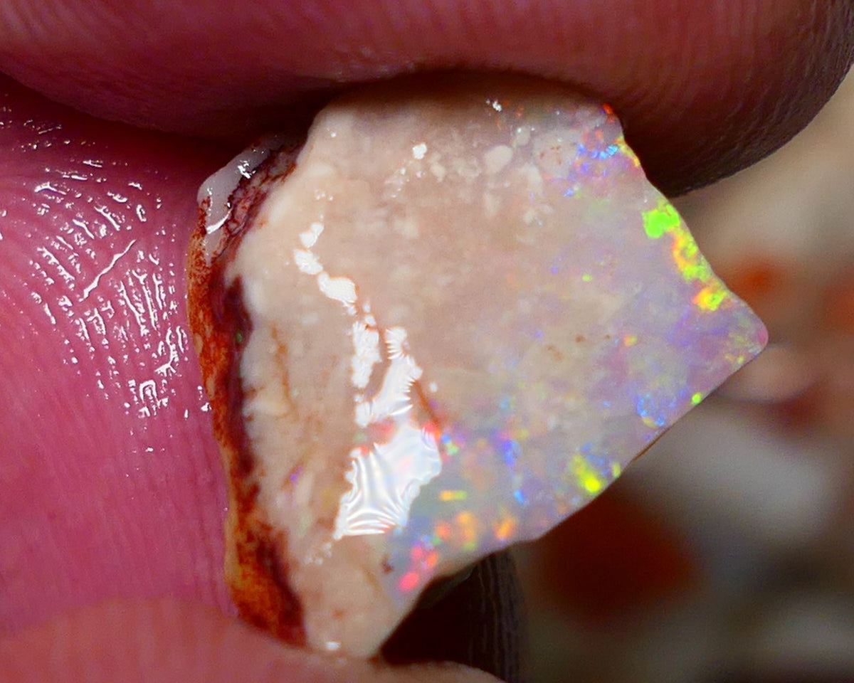 Coober Pedy Rough Rub Opal 8cts White/Light Seam showing Orange/Gold dominant multi colours 15x12x7mm NS021