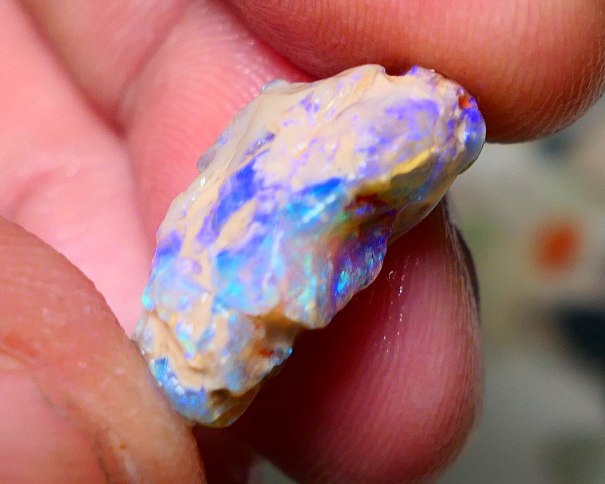 Lightning Ridge Rough Opal 10cts Crystal Base Gamble Knobby formation Light blue/Blue fires 21x12x8mm Auction NS069