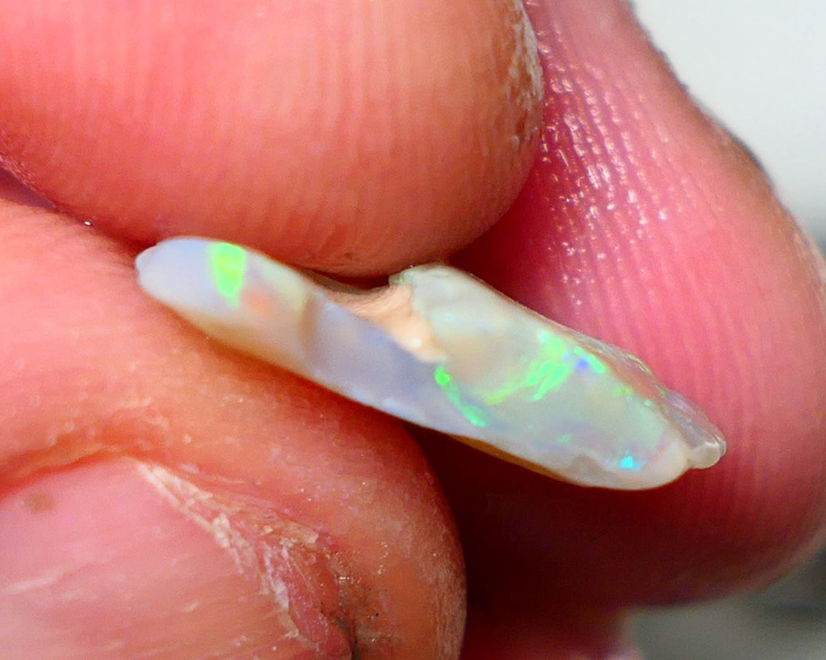 Lightning Ridge Rough Opal 3.00cts Crystal Seam showing Nice multi colours 16x11x4mm NS0083