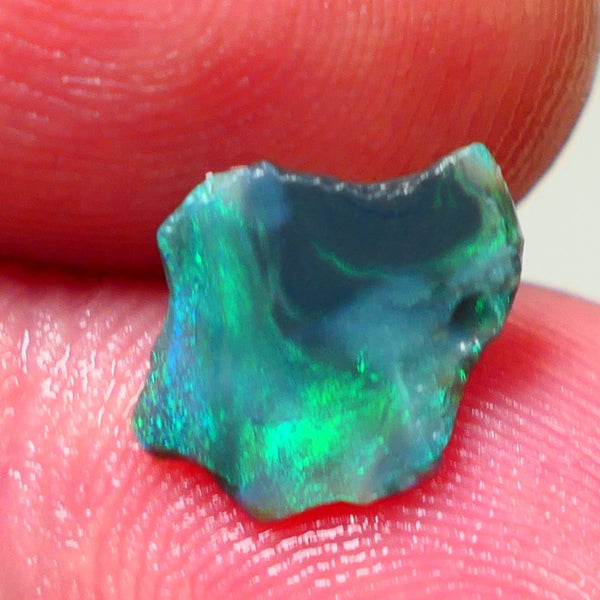 Mulga Rough Rub Opal 1.10cts Dark Base Seam Nice electric Green Dominant fires to Cut / carve & polish 12x9x1.5mm NS116