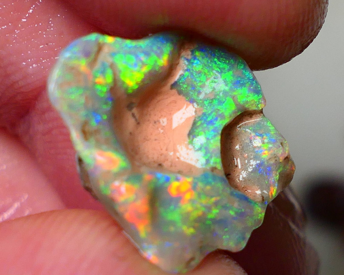 Bling Bling Carved rub / Rough Opal Dark base Witches Hat Knobby 4.95cts Gem Top Candy Exotic Super Vibrant & Vivid & Bright fires 17x14x5mm NSW018