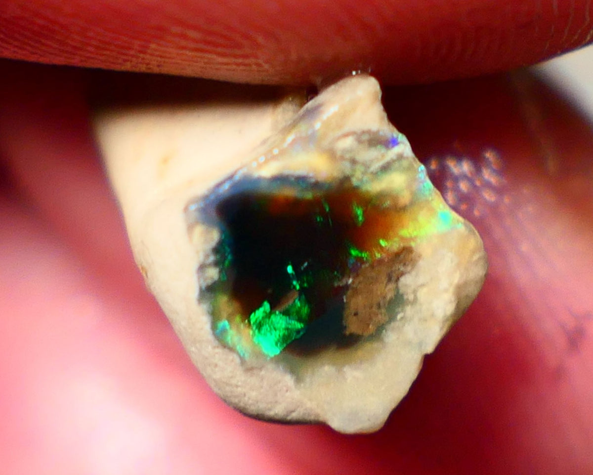 "Claws/Slashes/Feather/Bamboo" Exotic pattern Black Crystal Opal Miners Bench® Small Knobby Rough Rub 4.00cts Slightly Directional Yellow/Green/Teal/Blue 15x8x8mm NS165