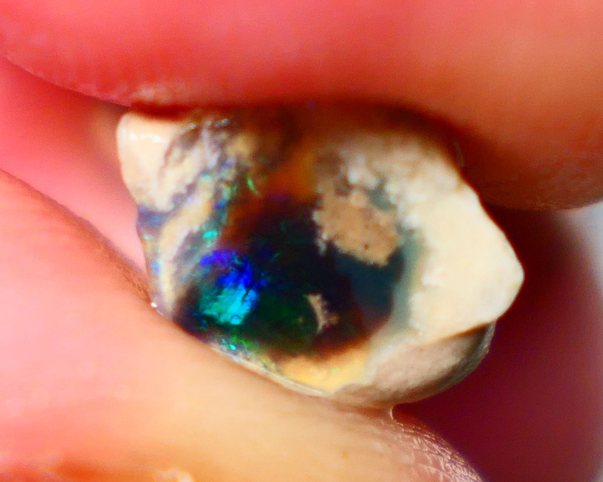 "Claws/Slashes/Feather/Bamboo" Exotic pattern Black Crystal Opal Miners Bench® Small Knobby Rough Rub 4.00cts Slightly Directional Yellow/Green/Teal/Blue 15x8x8mm NS165