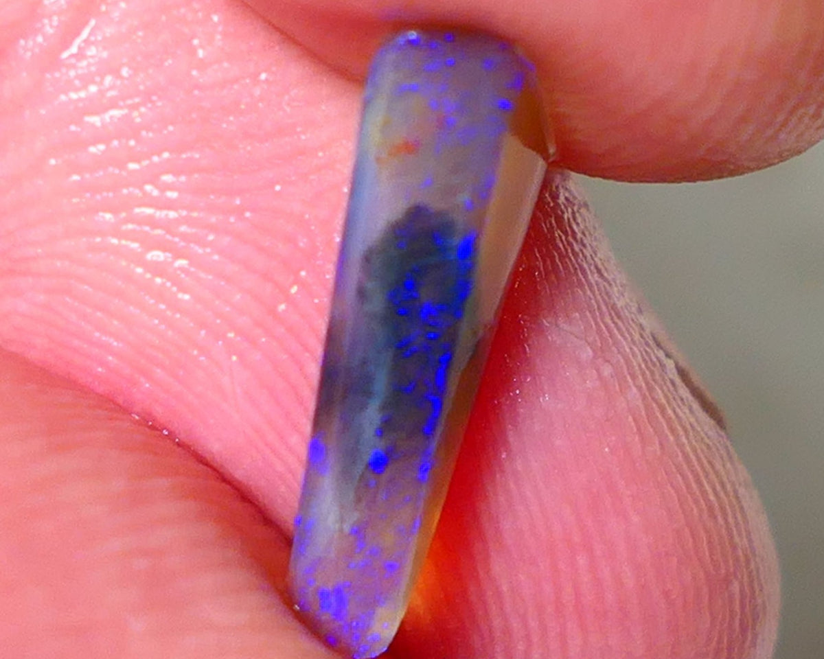 Bright Royal Blue dominant fires on Dark Crystal Opal Rough Rub Miners Bench® 1.60cts Ideal shape for pendant 16x5x3mm NS194