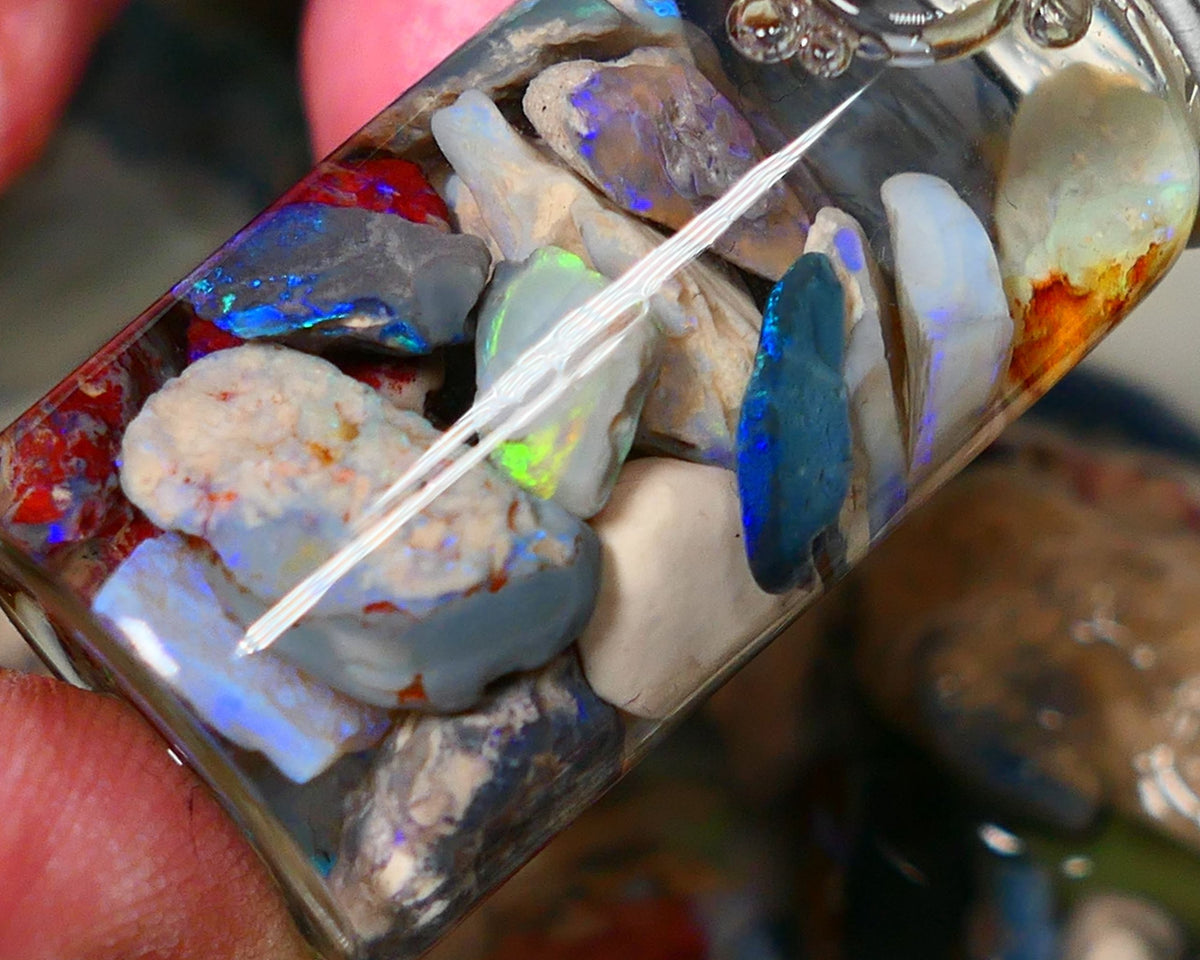 Lightning Ridge Fresh from the weeks wash 42.00cts 14x8x6mm to 7x7x4mm Knobby seam fossil small jar RL010