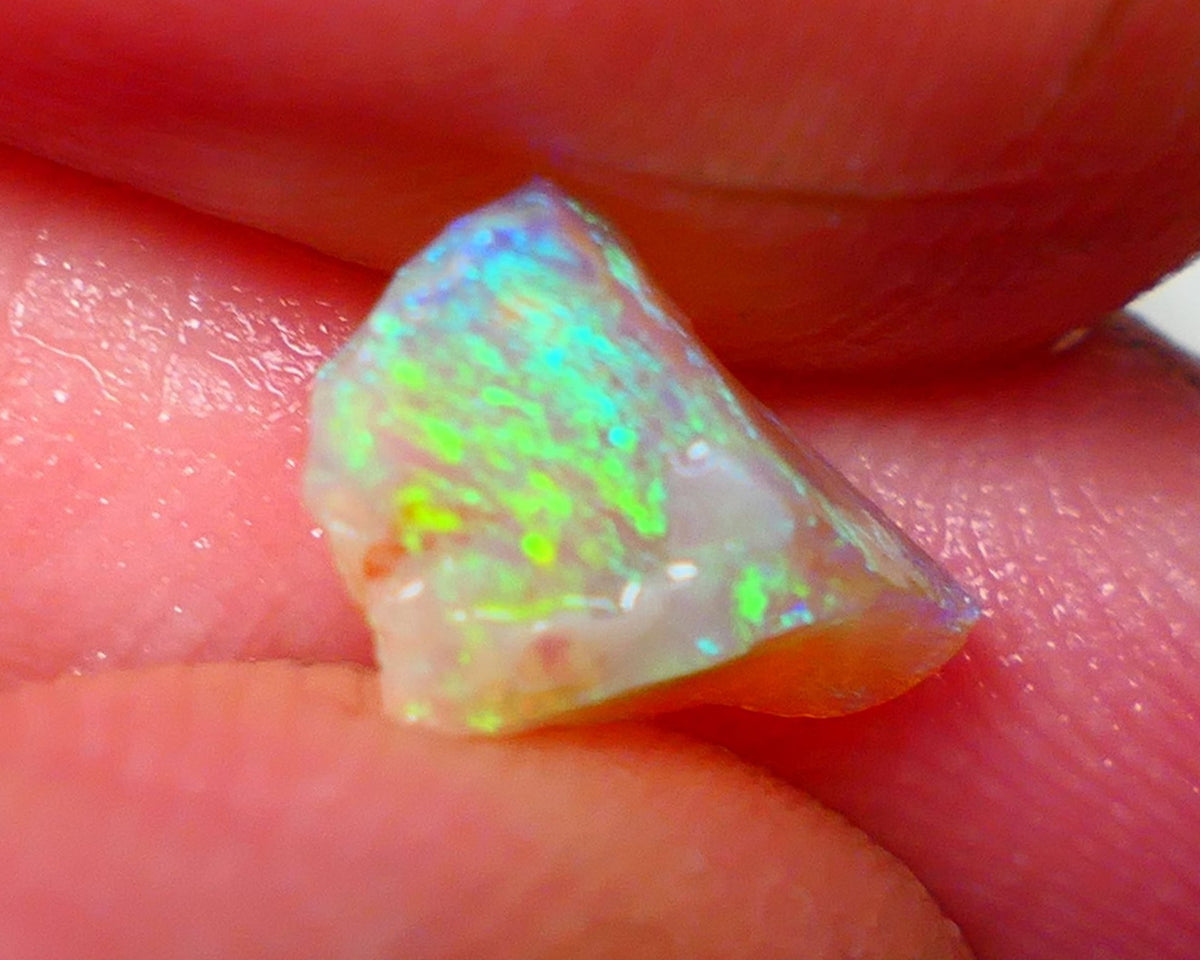 Lightning Ridge Rough Opal 0.90cts Crystal Seam showing Bright Green/Yellow/Blue Dominant colours 9x7x2.5mm NS320