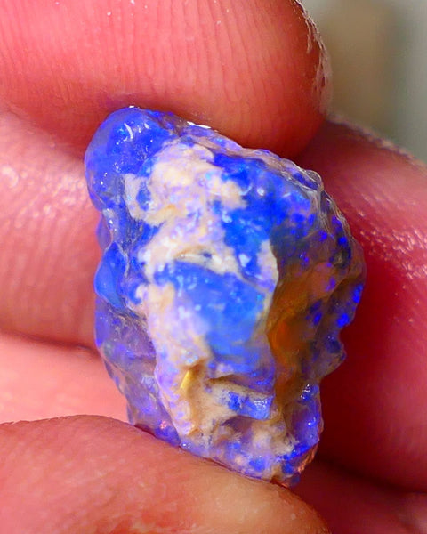 Lightning Ridge Knobby opal rough showing nice bright Deep blue colours 13.00cts 19x1x11mm ALP121