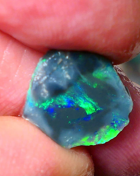 Lightning Ridge Black opal Rub rough 2.65cts showing nice bright Multi colours 14x13x2mm ALP142