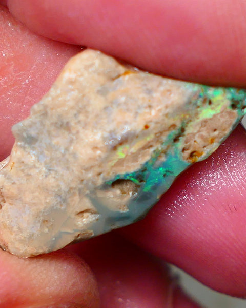 Lightning Ridge Rough rub Opal 13.00cts Seam formation with small zone of exposed fires 26x14x7mm Auction84