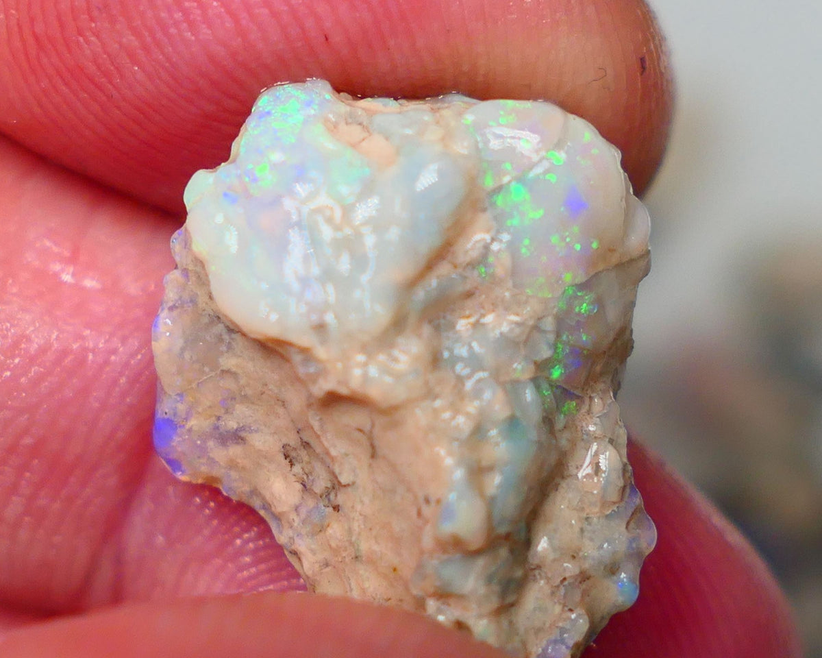 Lightning Ridge Rough opal formation 13.80cts Untouched Displaying lovely Multi colours See video  20x16x8mm Auction146