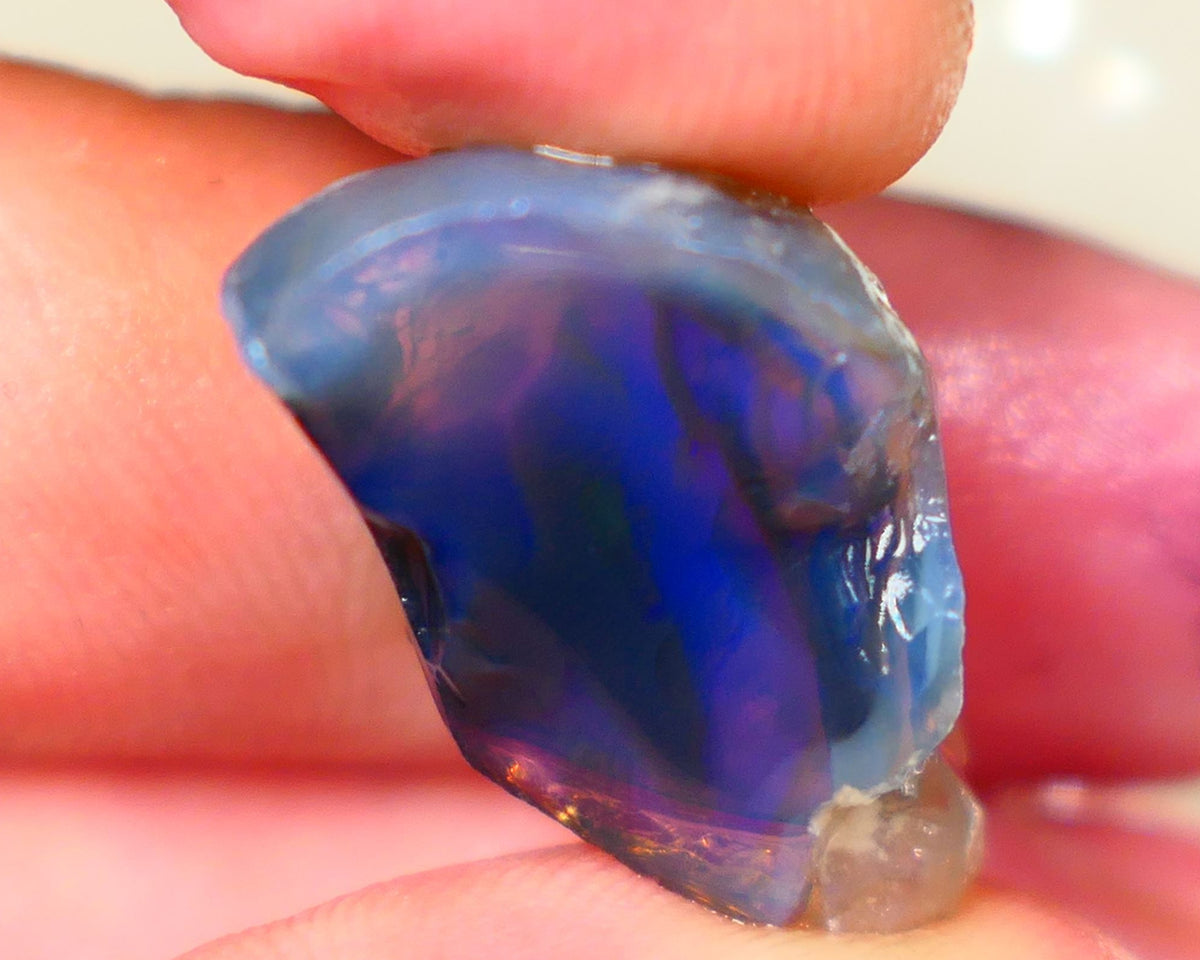 Lightning Ridge Black/Dark Crystal clipped knobby opal rough 22.00cts Showing some nice Bright Blue colours sold as gamble 25x16x10mm