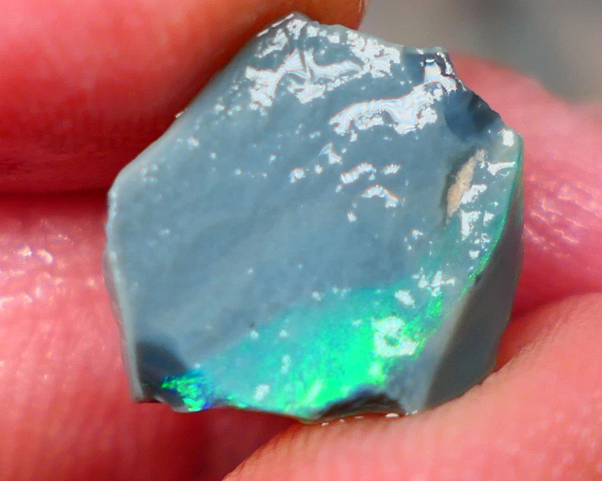 Lightning Ridge Black Seam opal rough 4.00cts Bright Green dominant multifires to cut 13x13x5mm  GMB-052