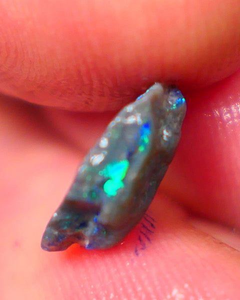 Lightning Ridge Untouched Dark base Crystal Knobby opal rough 1.80cts Small but has Stunning very Bright Green/blues fires in bar showing 360degrees 10x10x3mm GMB-027