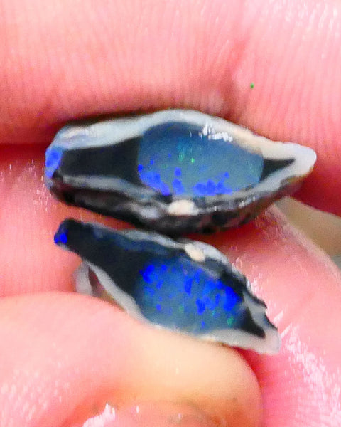 Lightning Ridge Dark Crystal base (semi Black) Knobby split 10.75cts Nice Green & Blue fires in crystal center showing confetti pattern 16x11x7mm & 15x10x6mm NSW107