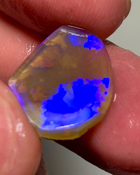 Lightning Ridge Opal Dark Crystal Knobby Rough Rub 6.75cts Broad Flash Pattern Gorgeous Bright Blues 19x15x4mm 1024