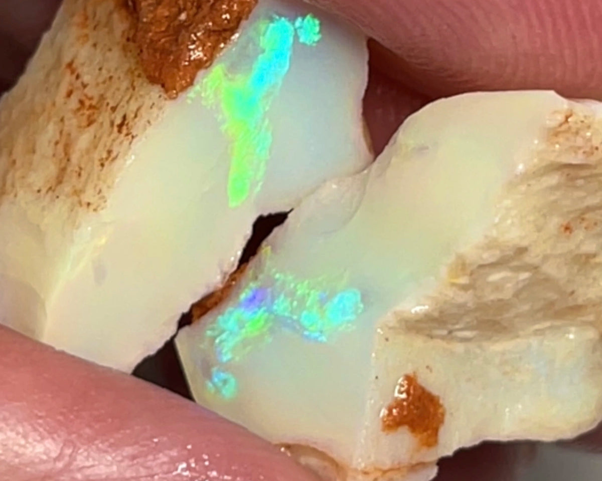 Coober Pedy Opal Rough Light base  Seams 28cts Yellow dominant Bright Multicolours  24x15x6mm to 20x12x7mm NSW014